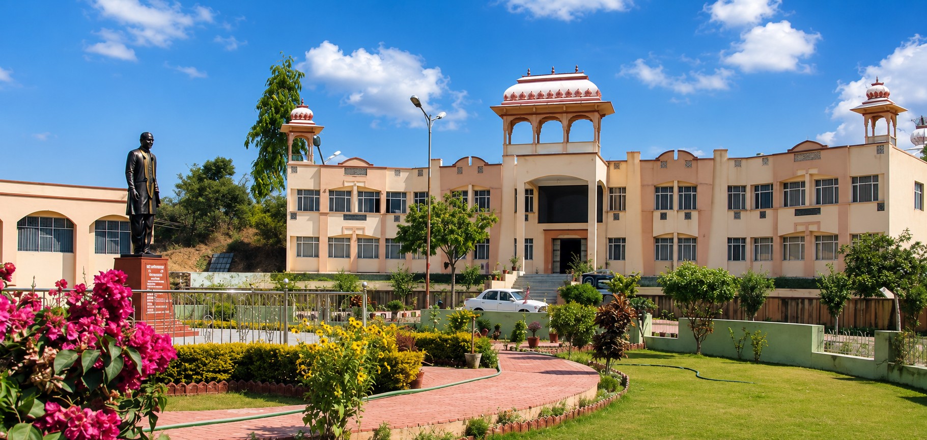 Janardan Rai Nagar Rajasthan Vidyapeeth Campus 2